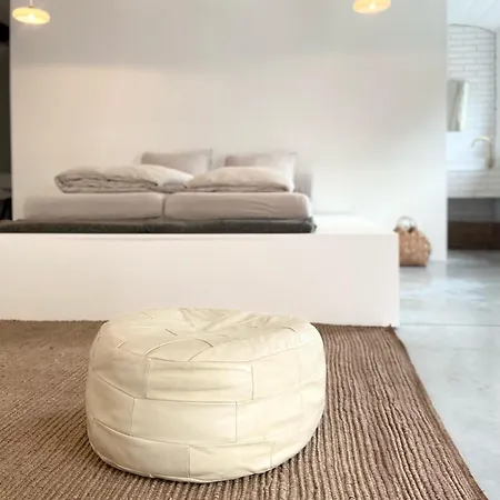 Apartamento Stijlvol Overnachten In Atelier Tussen Maastricht En Luik Moelingen