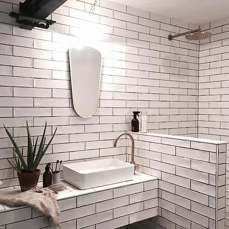 Stijlvol Overnachten In Atelier Tussen Maastricht En Luik Moelingen